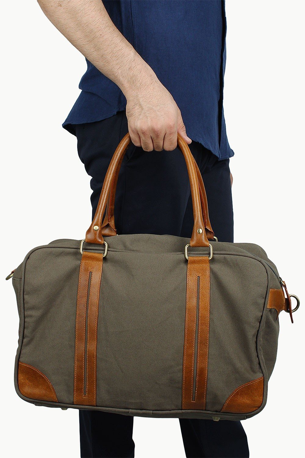 Weekender Canvas Tote – The Black Dog