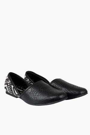 Men's Faux Leather Black Juttis